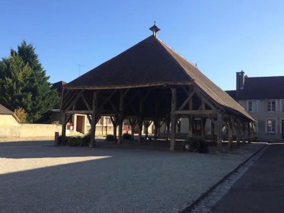 Le Gambetta - Nouveau Proprietaire Estissac Exteriör bild